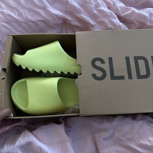 Authentic Yeezy Slides (verified on check app) neon yellow (used)